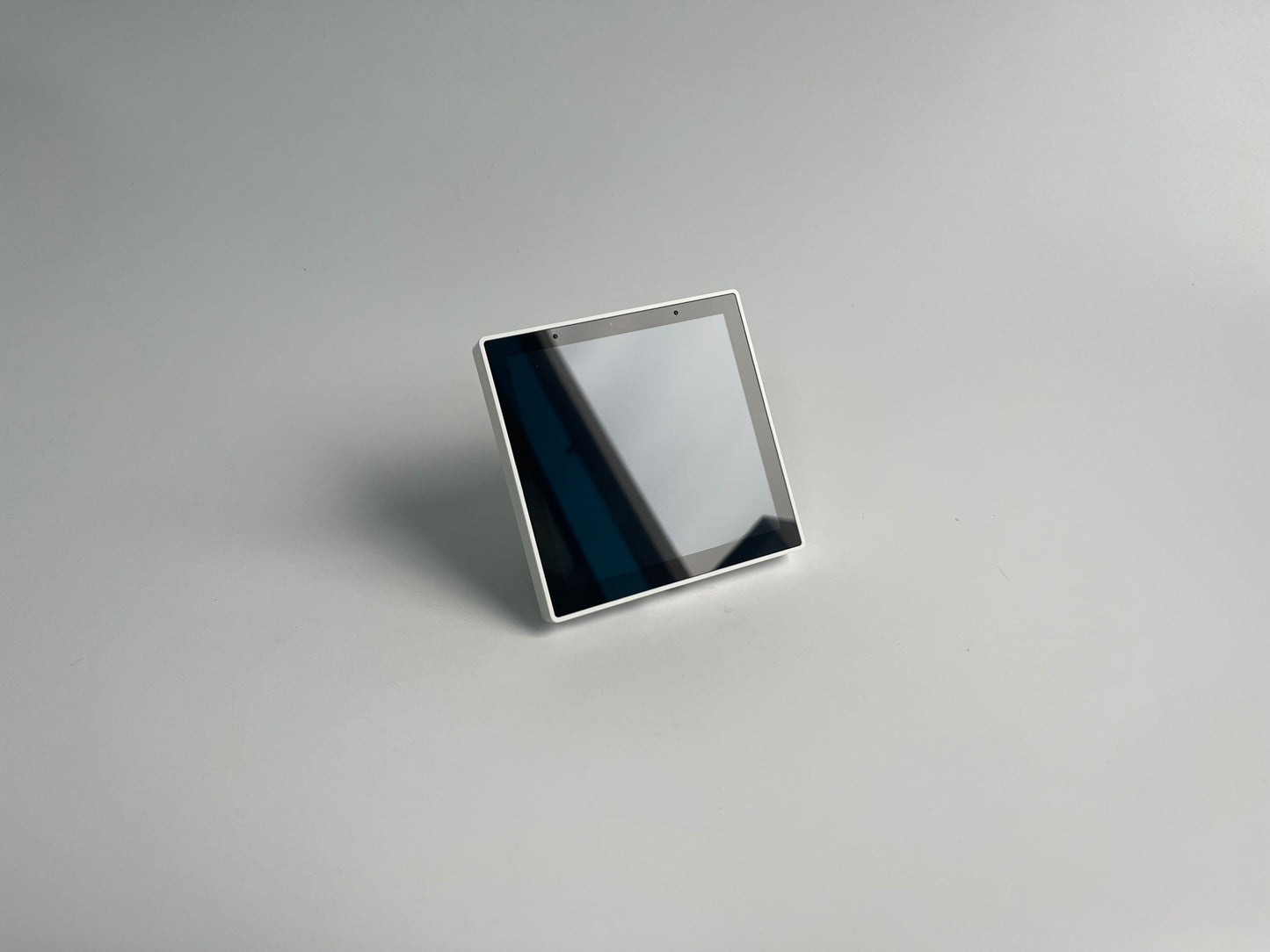 4-inch HD LCD Multi Touch Screen Switch