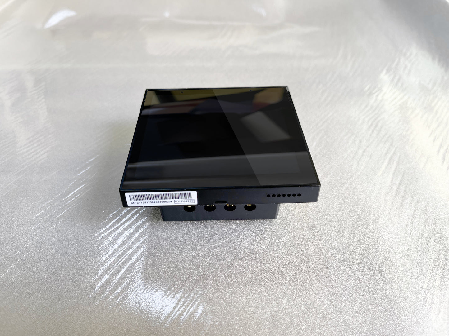 4-inch HD LCD Multi Touch Screen Switch